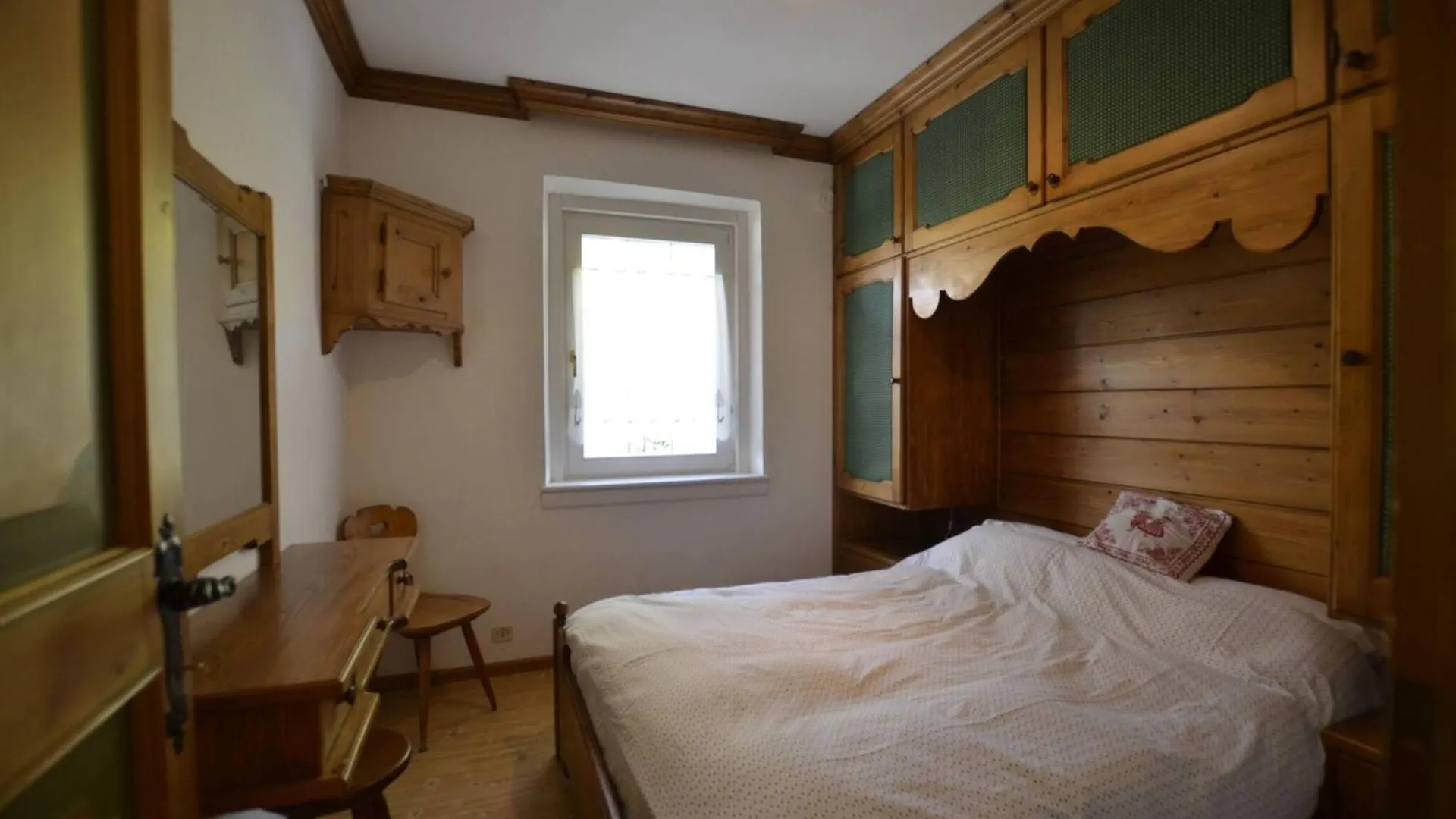 One Bedroom Apartment On The Promenade Cortina dʼAmpezzo
